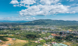 Tại sao khí hậu Bảo Lộc lý tưởng cho nghỉ dưỡng và an cư?